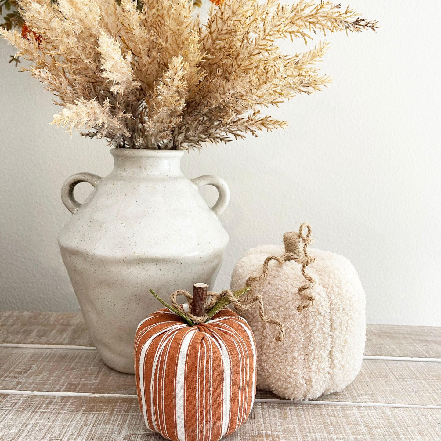 Speckled Vase With Handles