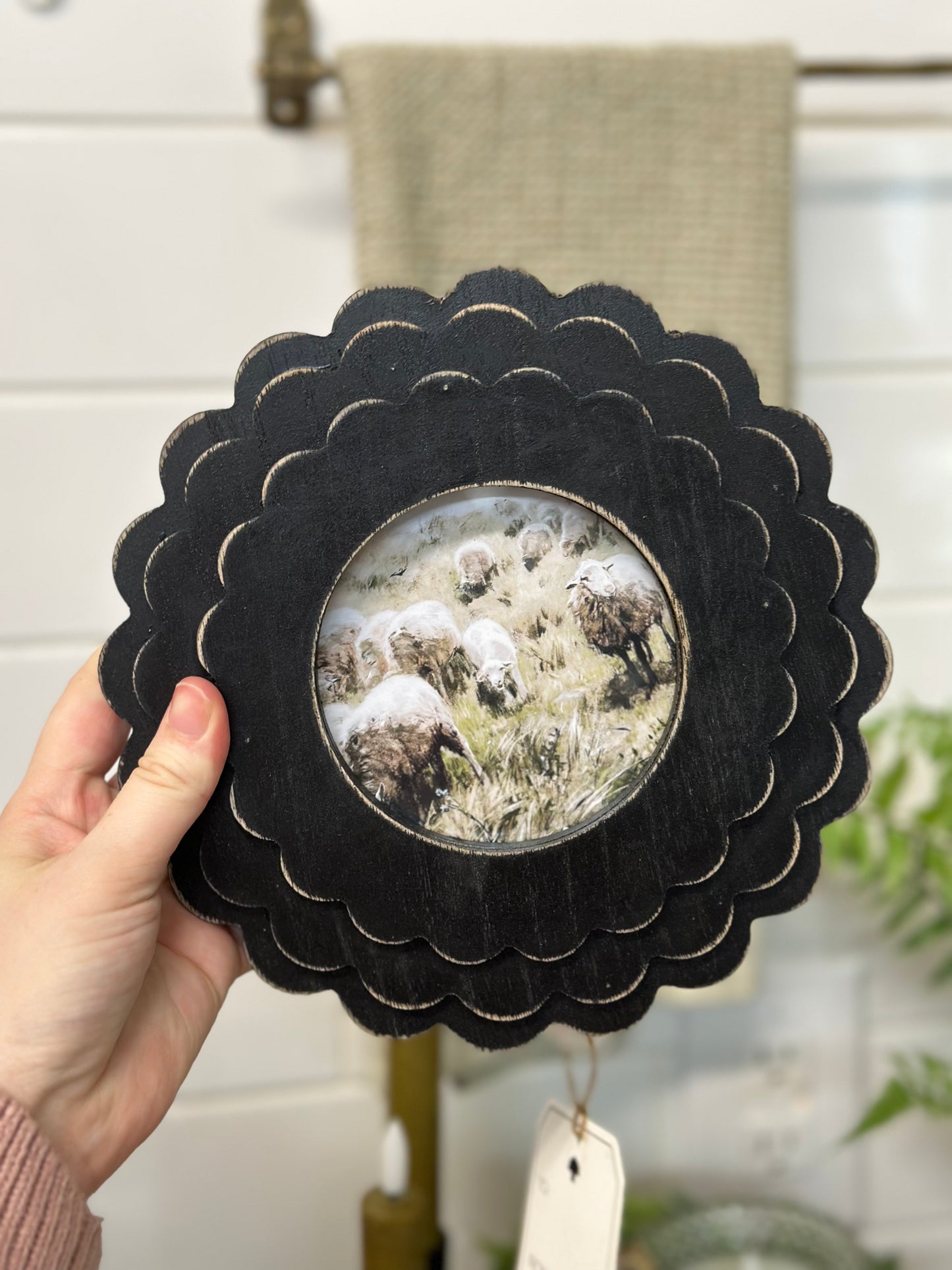 Black Round Photo Frame