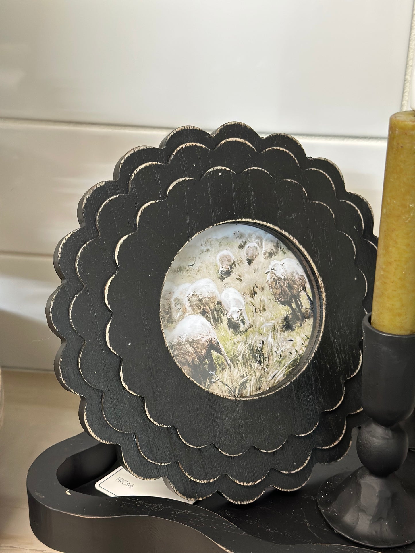 Black Round Photo Frame