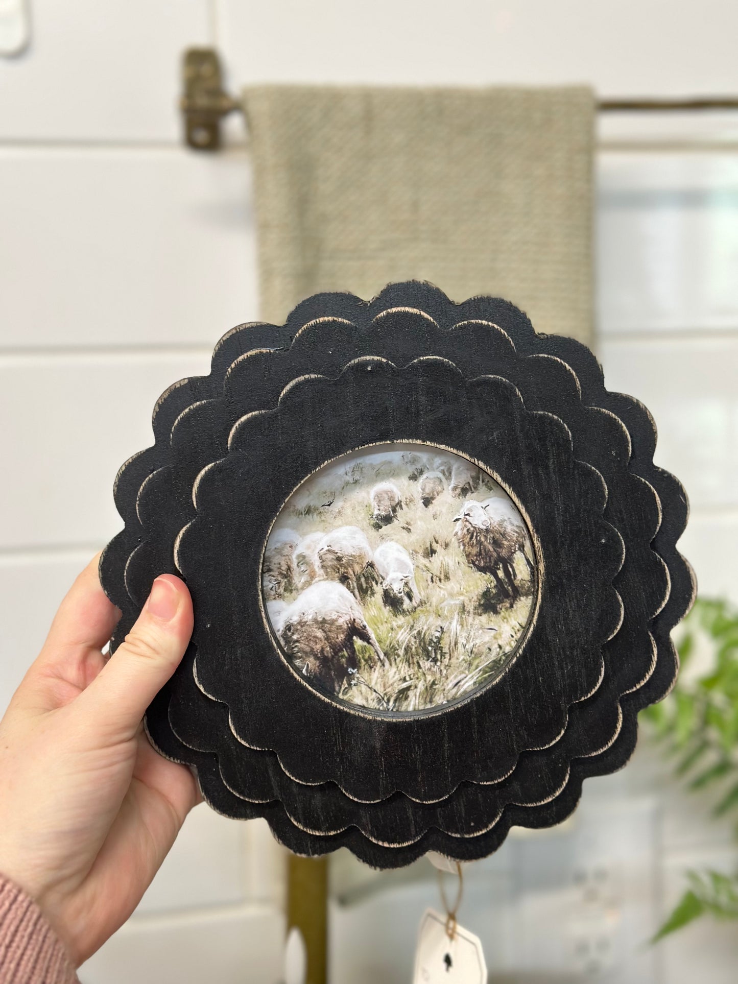 Black Round Photo Frame