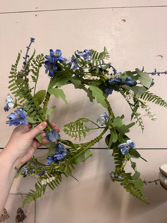 Blue and Fern Candle Ring 13in