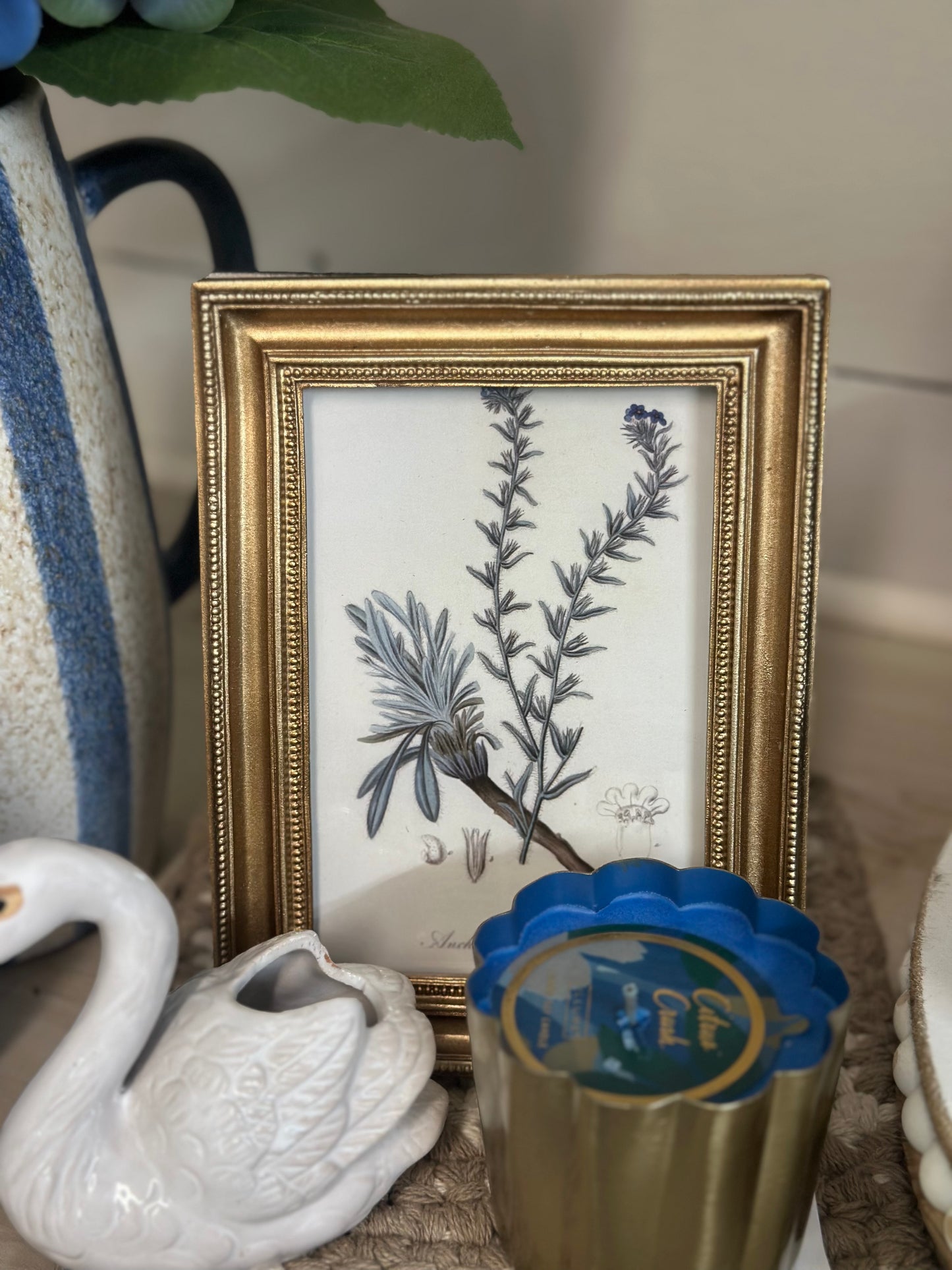 Gold frames With Floral Print