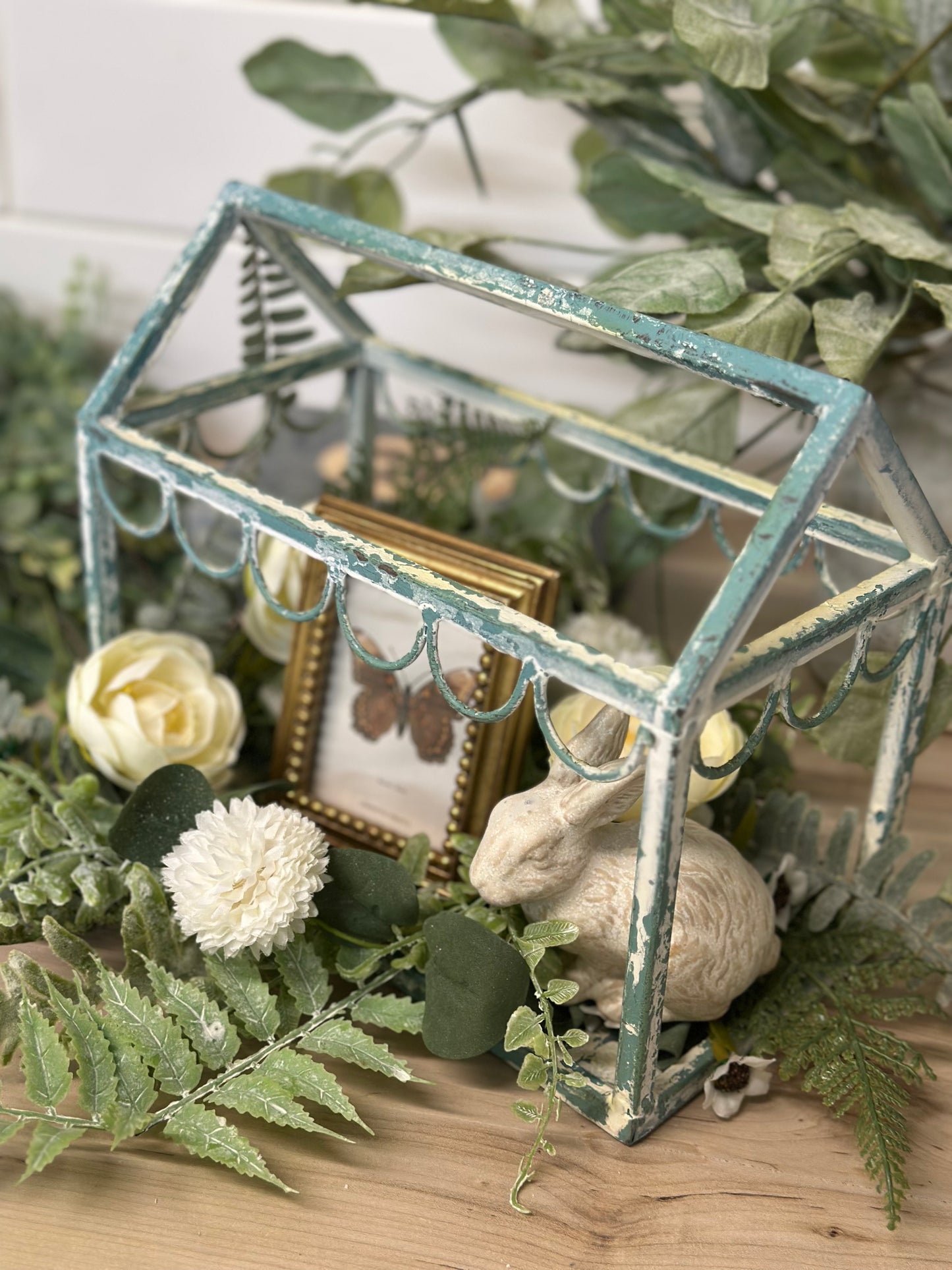 108 Fench Blue Metal Displayer