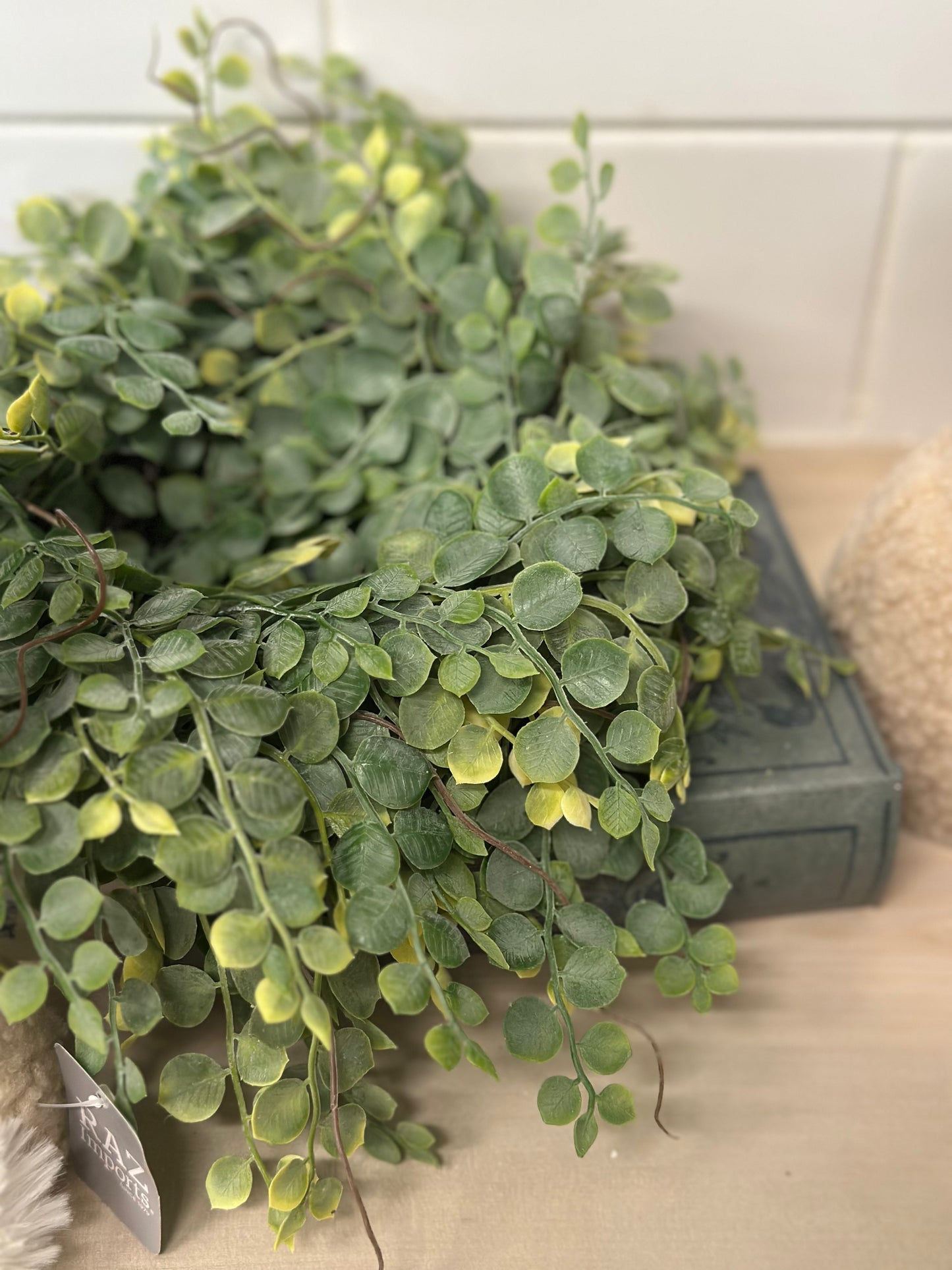 111 Cherub Vine Candle Ring