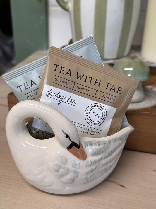 111 Swan Creamer Vase