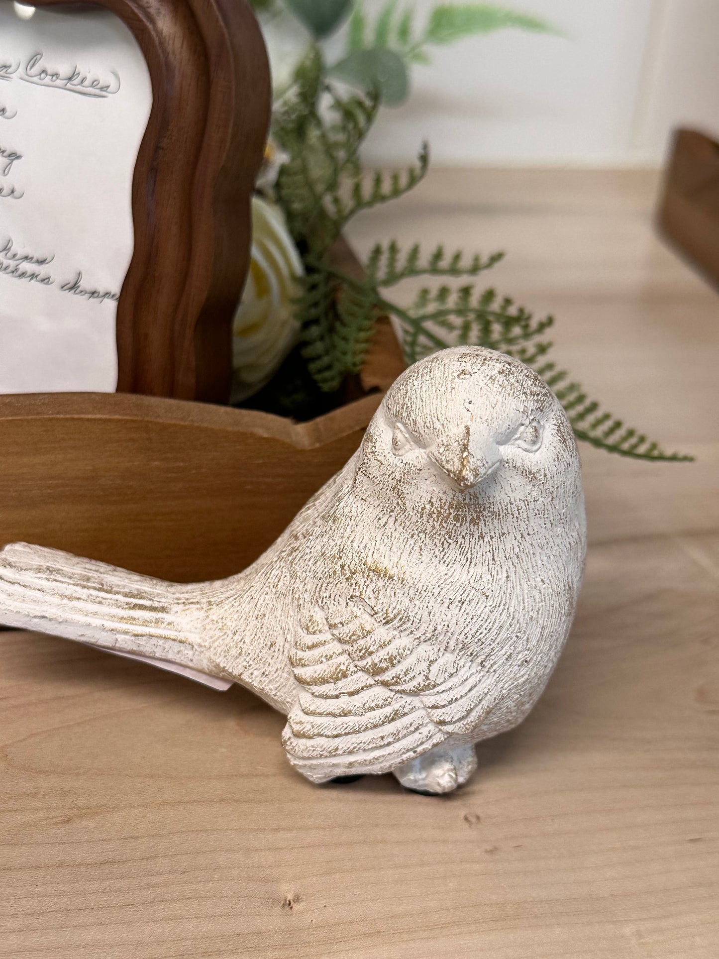 Decorative concrete bird